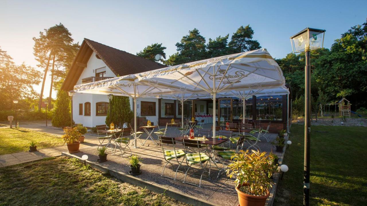 Lokal Genial Pension & Restaurant Beelitz Dış mekan fotoğraf